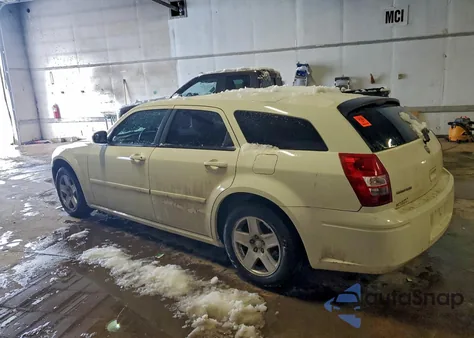 2005 Dodge Magnum Sxt z USA, uszkodzony, nr VIN 2D4FV48V75H529504